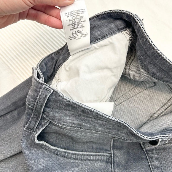 Joe's Jeans Flawless High Rise Curvy Skinny Ankle Jeans - Picture 7 of 12